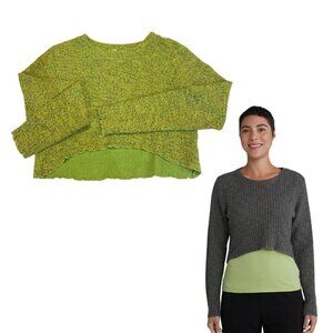 Women's Cropped Curved Hemline Green Sweater: Cutloose Verde